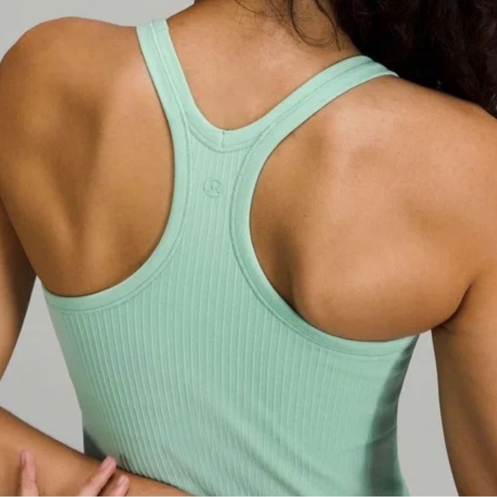 LULULEMON Ebb to Steet Tank Creamy Mint